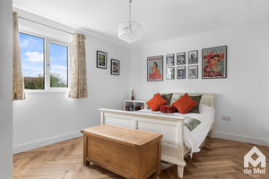 Photo 17- click for photo gallery